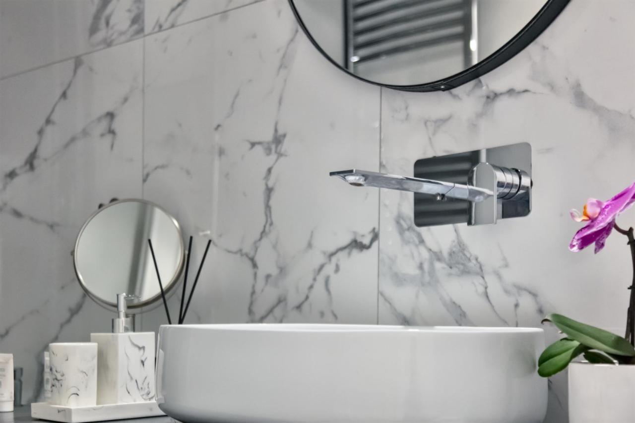 Fellini Design Suites โรม ภายนอก รูปภาพ