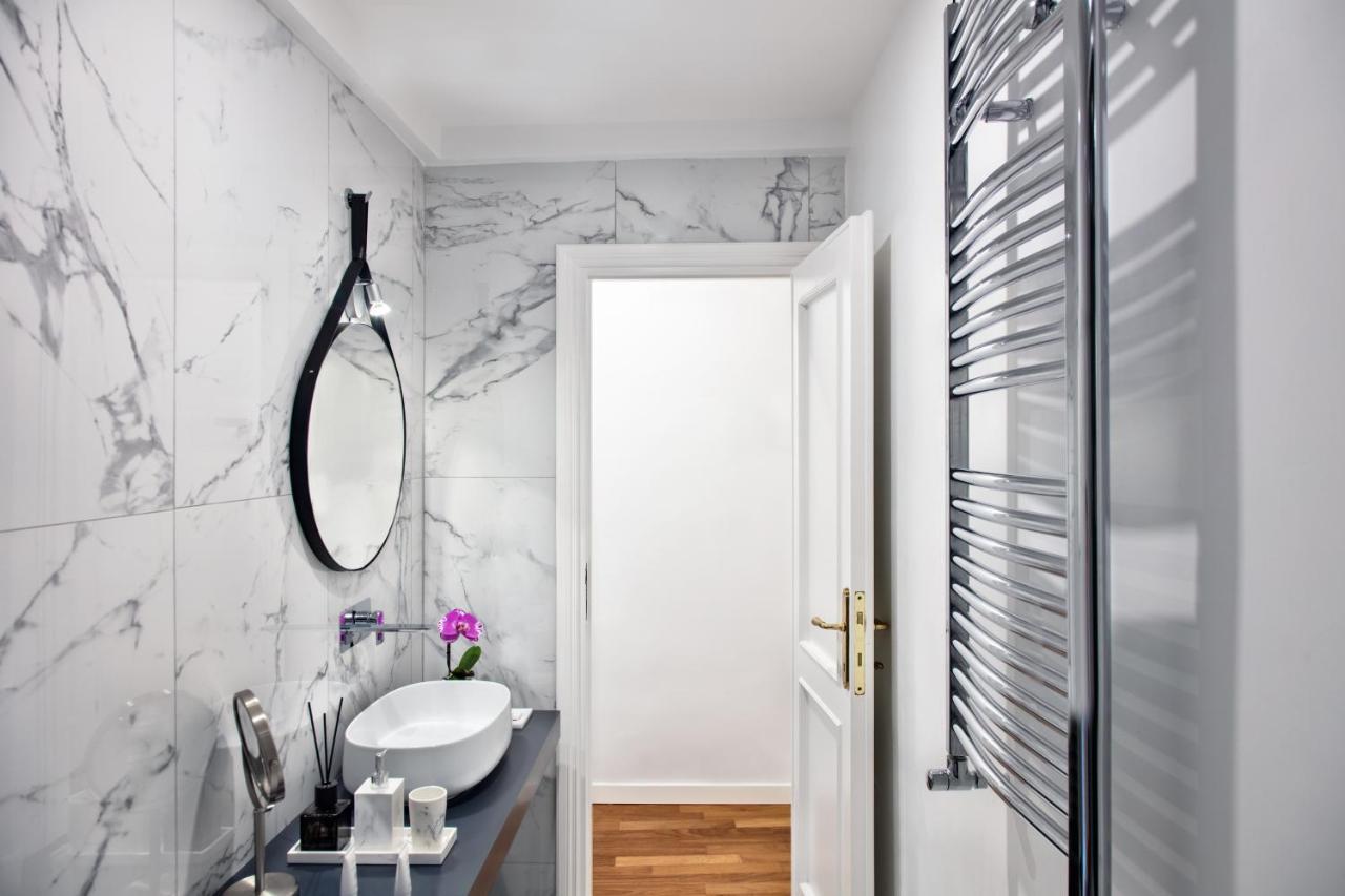 Fellini Design Suites โรม ภายนอก รูปภาพ